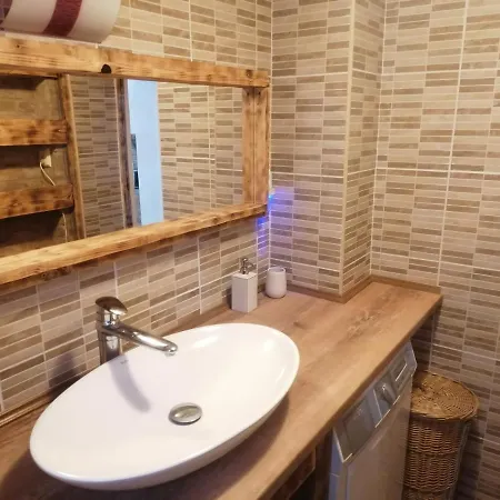 Vendeghaz Apartment Pusztaszemes