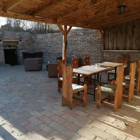 Vendeghaz Apartment Pusztaszemes